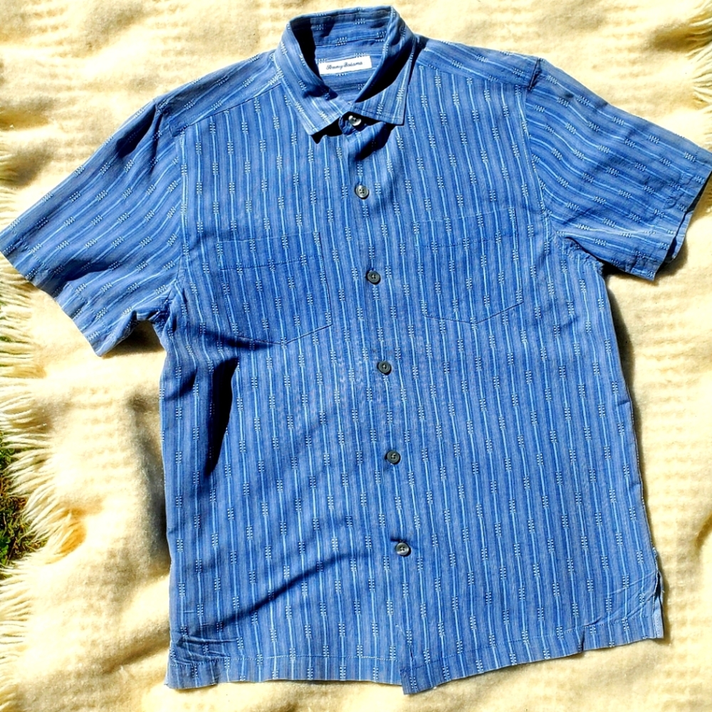 TOMMY BAHAMA Mens Silk Blue Hawaiian Short Sleeve Button Down Size Small